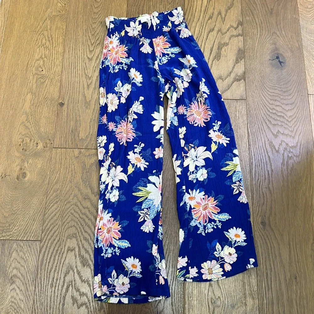 O’Neill Wide Leg Pants and Smocked Top